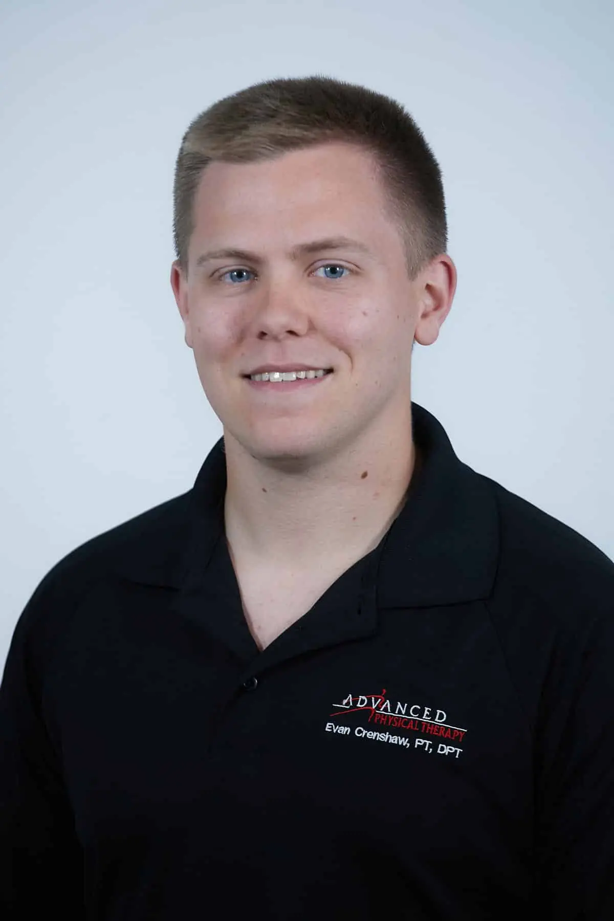 Photo of Dr. Evan Crenshaw